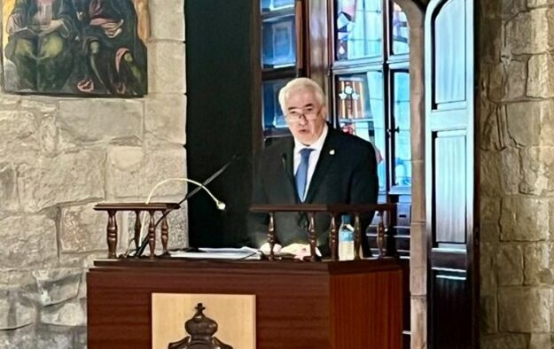 El Excmo. Sr. D. Esteve nuevo miembro de número de la Reial Acadèmia de Farmàcia de Catalunya